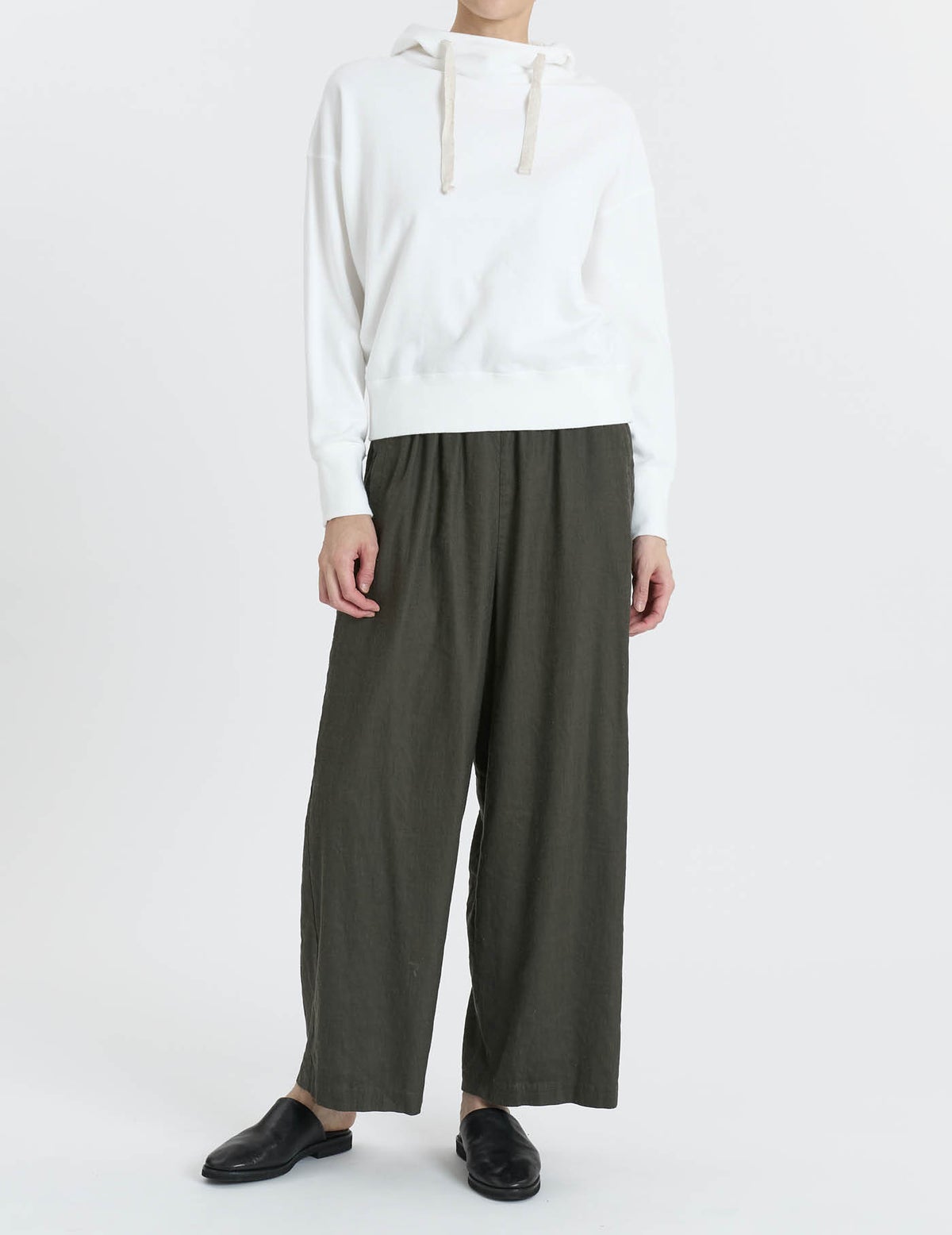 44 カーキ/36(M)size：モデル169㎝