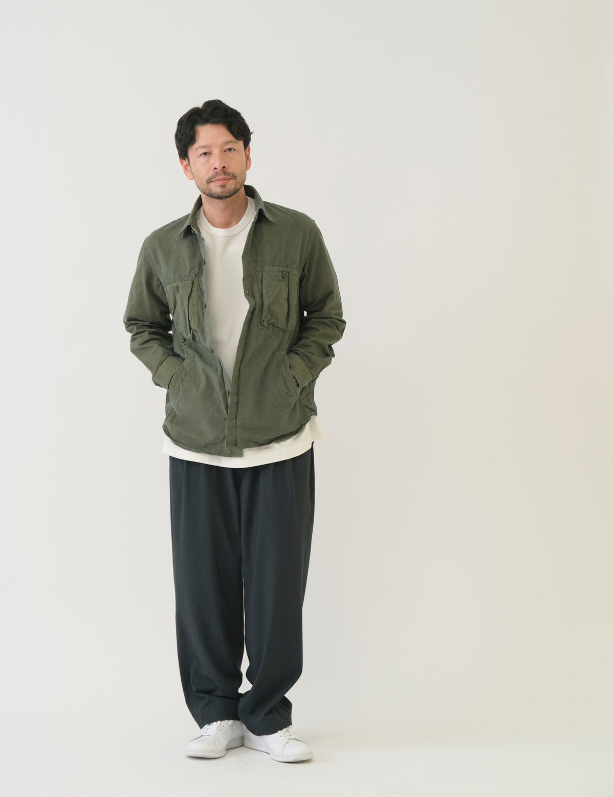 53 チャコール　Msize：モデル180㎝