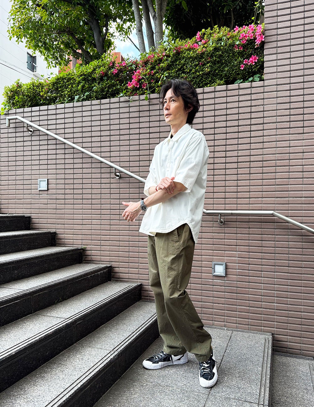 02 オフホワイト　Msize：スタッフ180㎝
