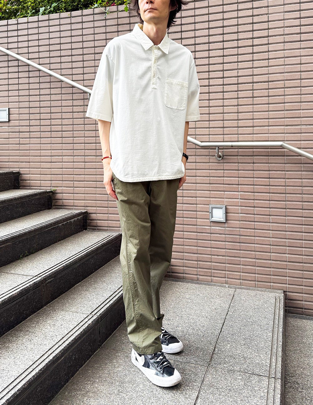 02 オフホワイト