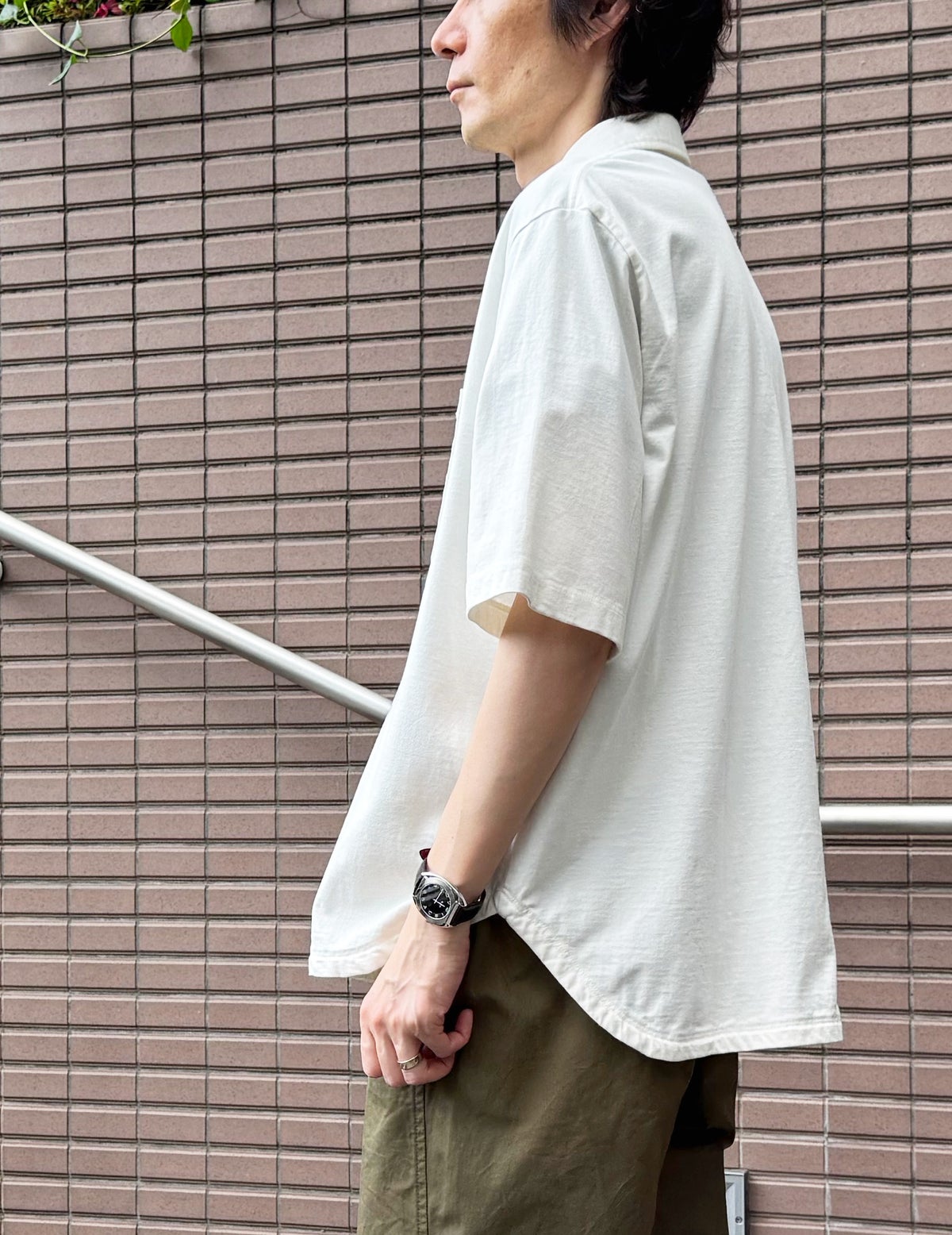 02 オフホワイト