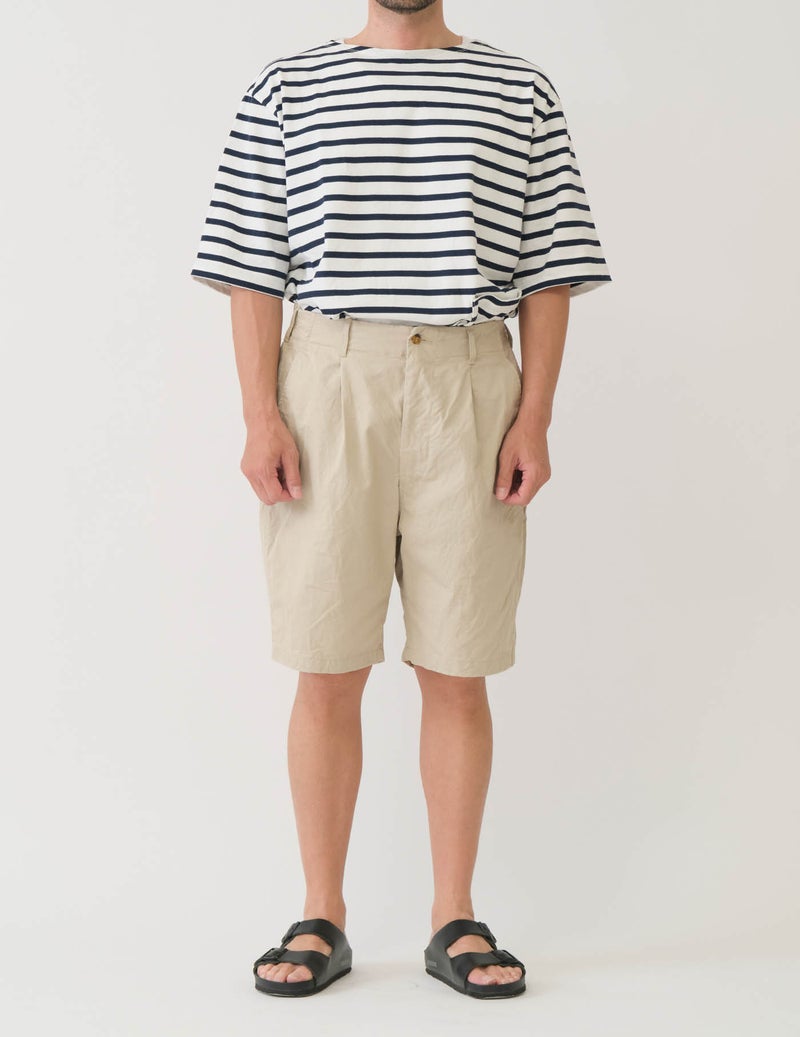 02 オフ×ネイビー