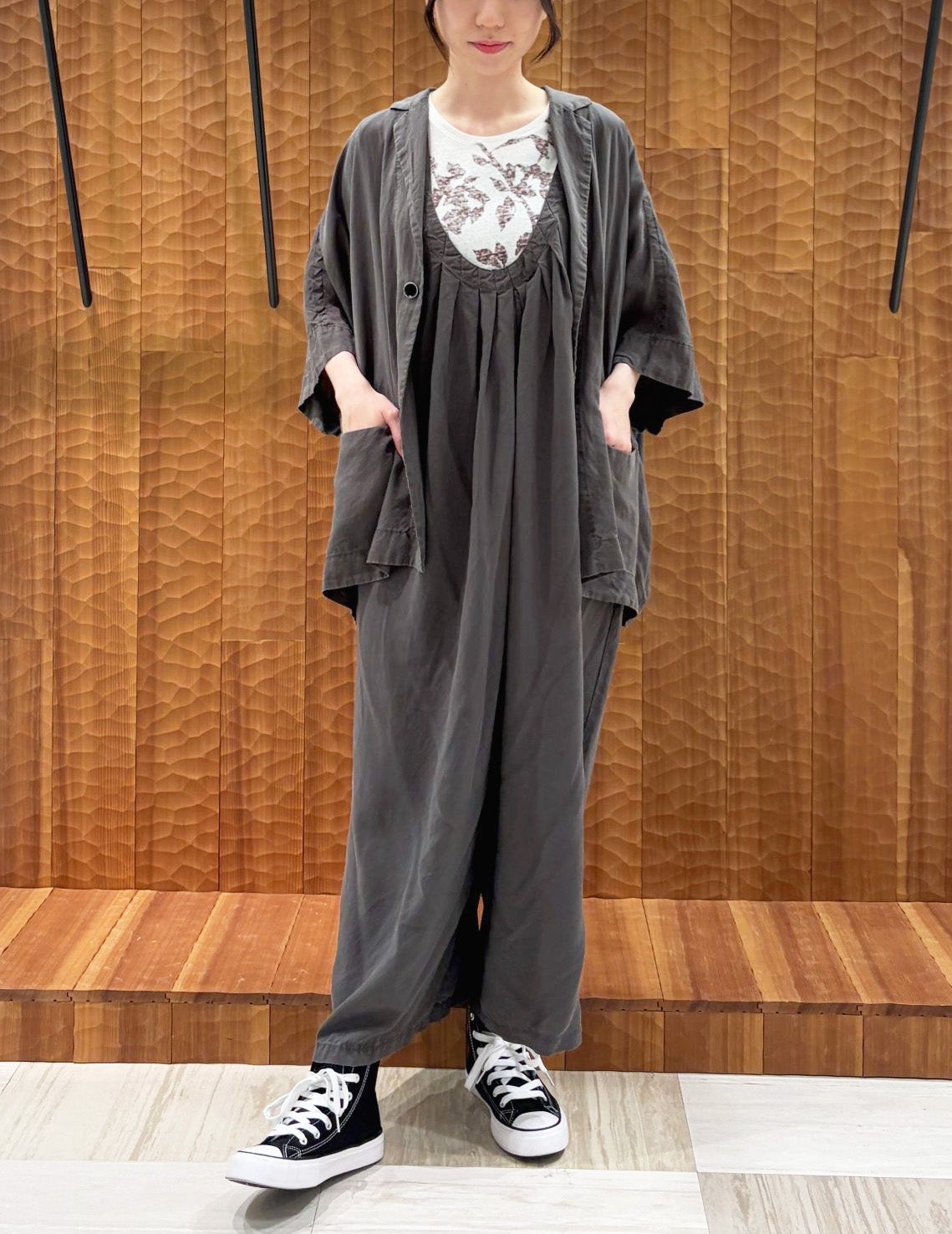 50 グレー/34size：スタッフ158㎝