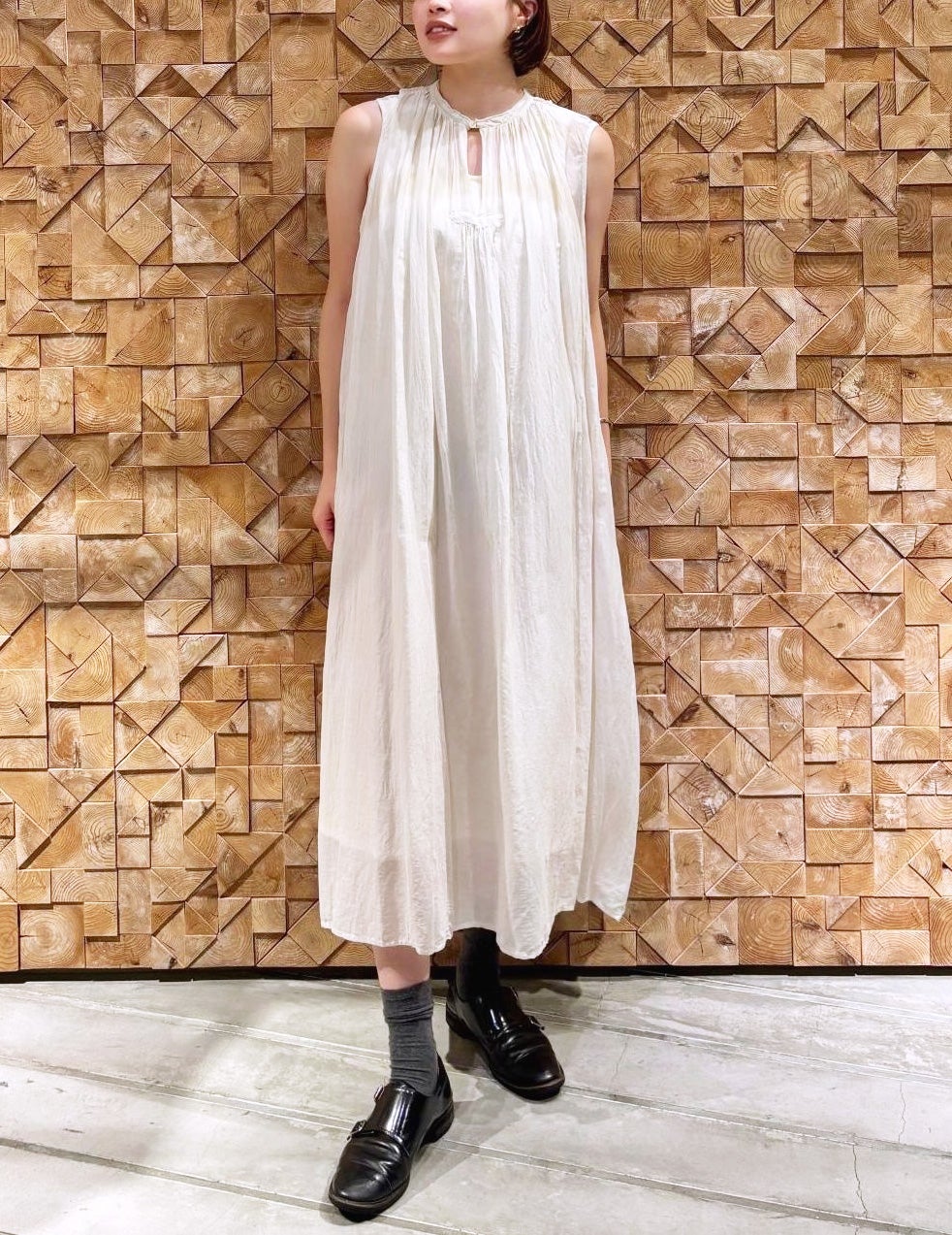 04 アイボリー/36size：スタッフ165㎝