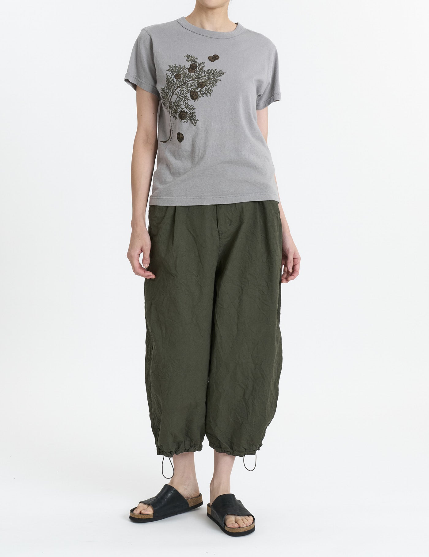 パドカレ　シークレットフォレストプリント綿麻天竺 ラフィ＆MVS天竺 前身プリントTシャツ | (パドカレ)公式オンラインストア