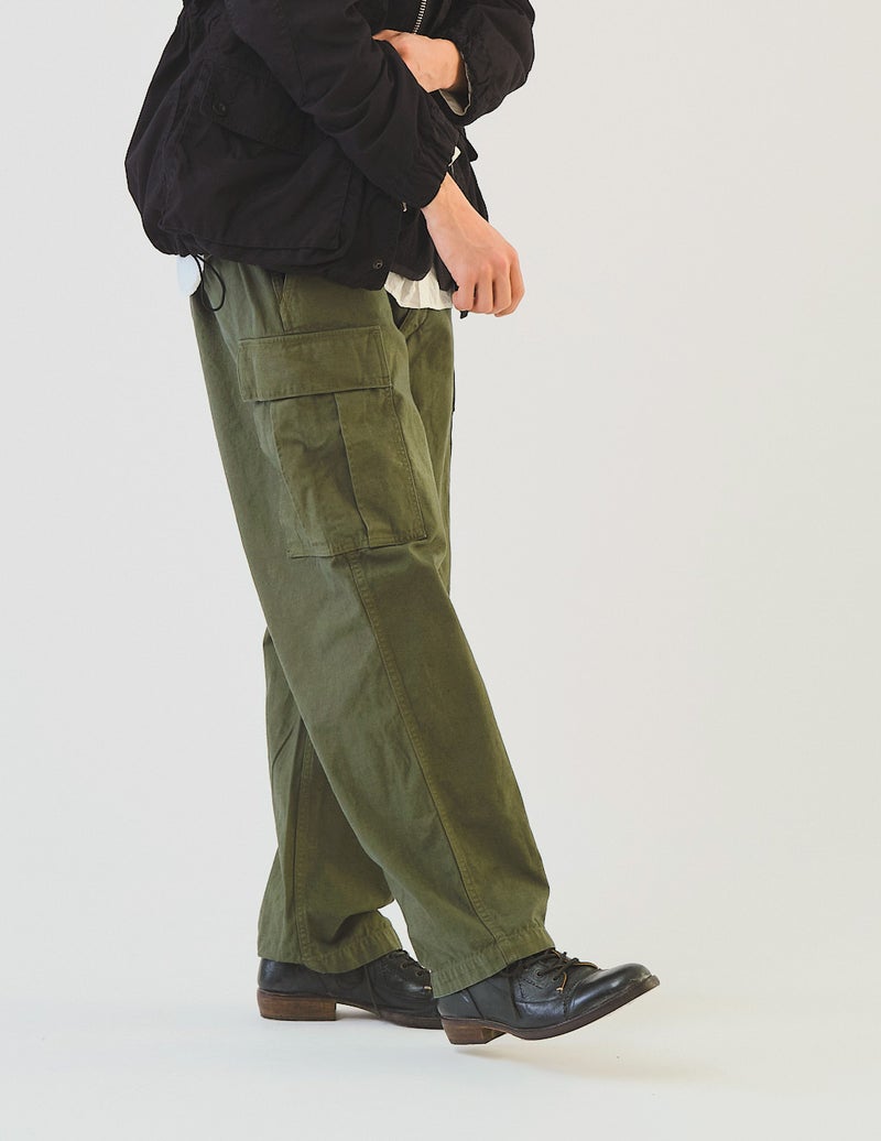 42 オリーブ　Msize：モデル185㎝