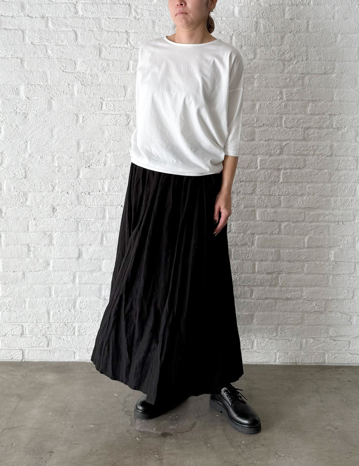 90 ブラック/36(M)size：スタッフ 159cm