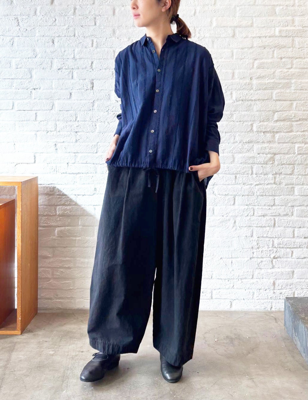20 ネイビー/36size：スタッフ161㎝