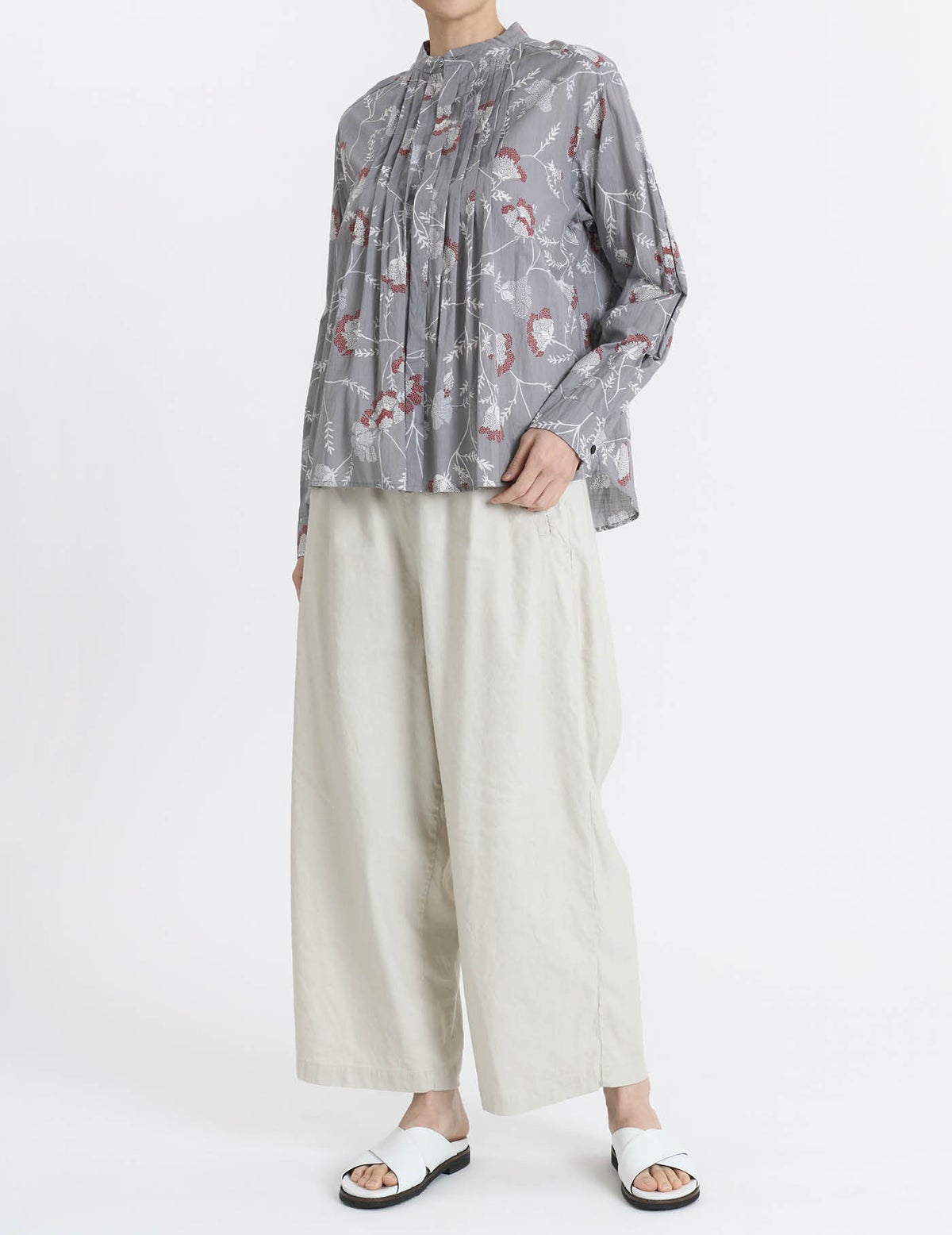 50 グレー/36(M)size：モデル169㎝