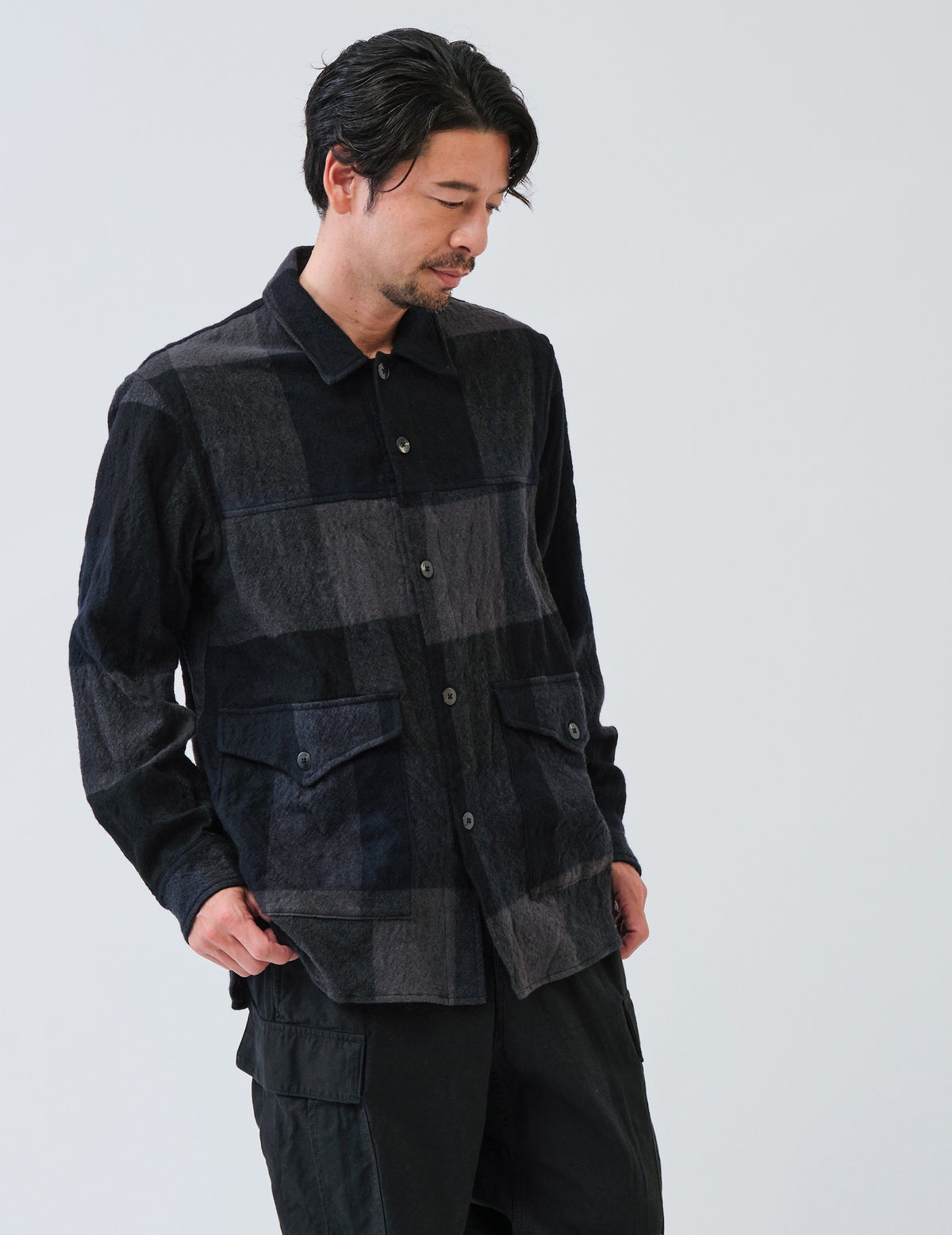 53 チャコール　Msize：モデル180㎝